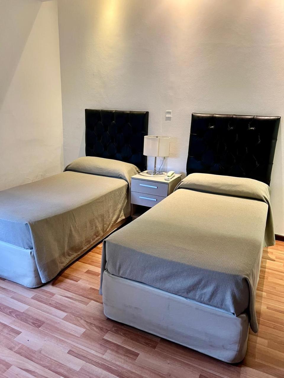 Hotel Vina De Italia Cordoba Dış mekan fotoğraf
